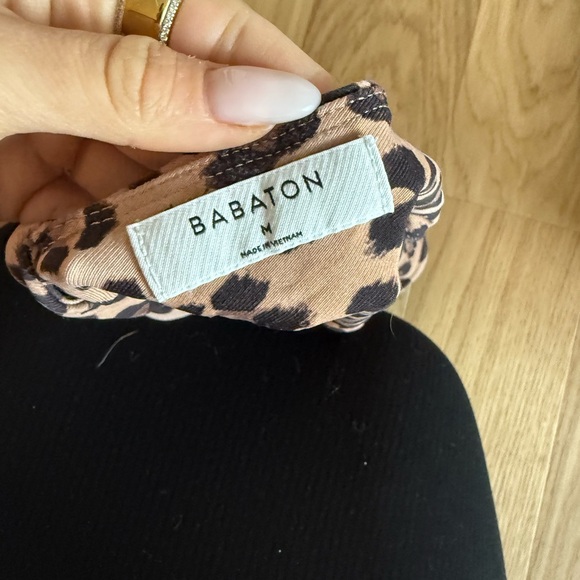 Aritzia Tops - Aritzia Babaton Tan and Black Patterned body suit